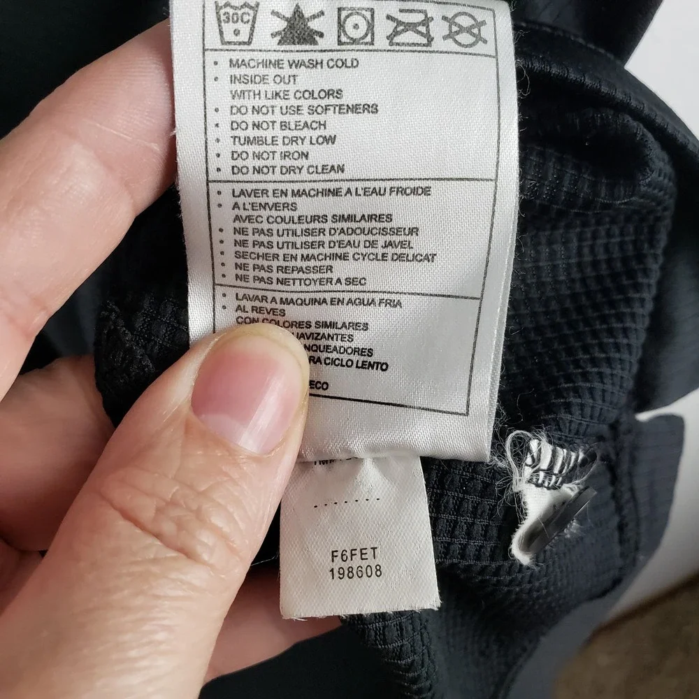 Nike Men's XL Classic Athletic Polo Shirt Solid Black‎ White Swoosh Sphere Dry